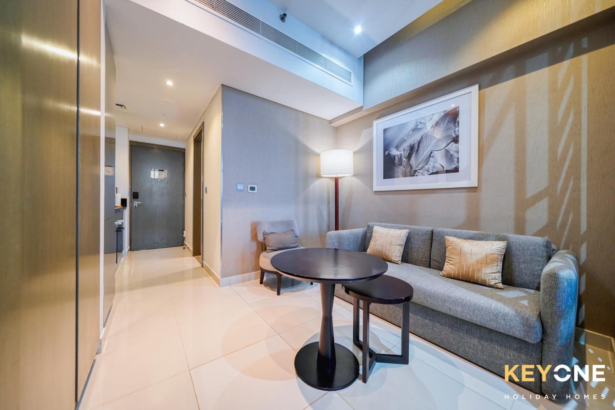 Sleek Studio In Prive With Stunning Canal View Dubai Exterior foto